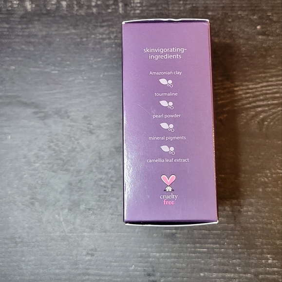 TARTE medium neutral Amazonia clay powder foundation BNIB - Picture 4 of 7